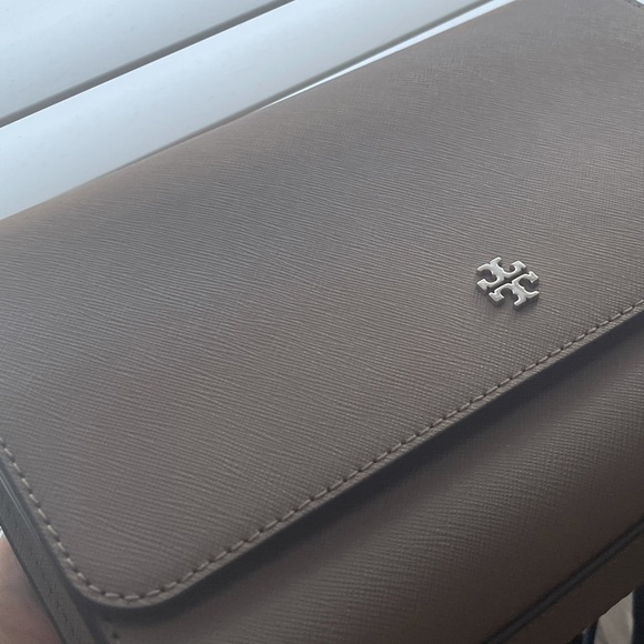 NEW Tory Burch Emerson Combo Cross-Body - Picture 4 of 15